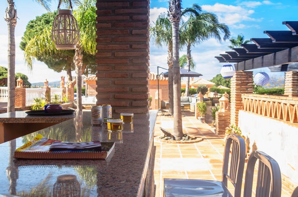 Villa Conmigo Bed & Breakfast Alhaurín de la Torre Eksteriør bilde