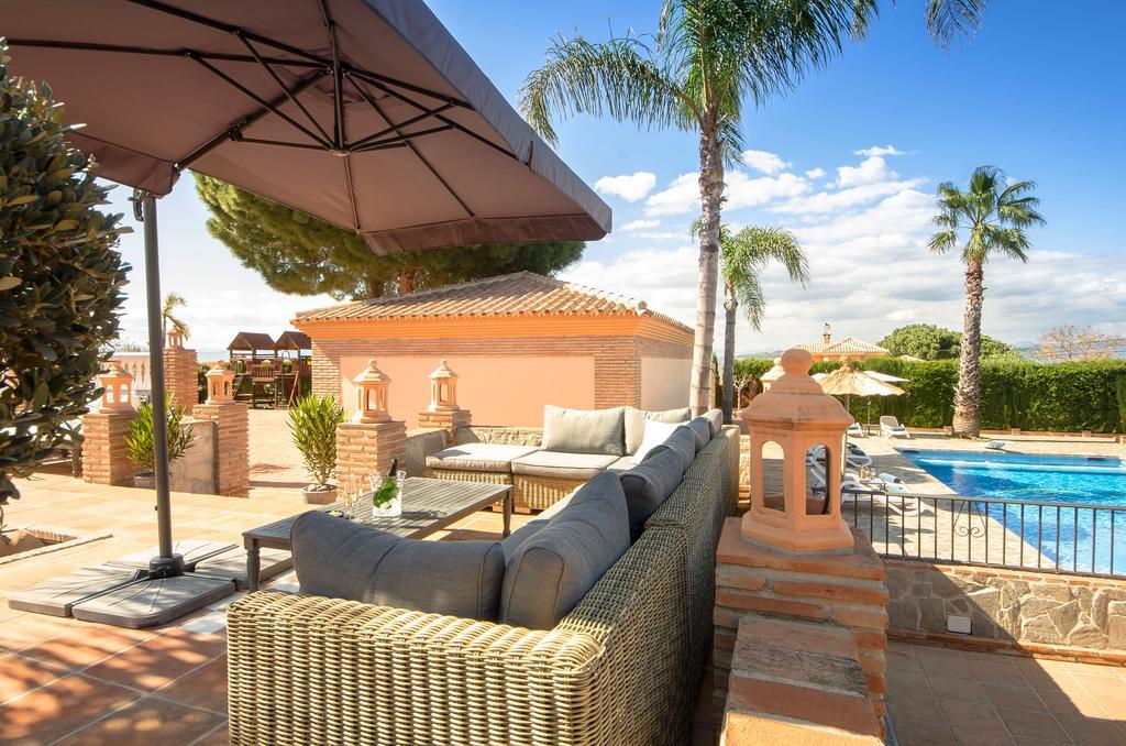 Villa Conmigo Bed & Breakfast Alhaurín de la Torre Eksteriør bilde