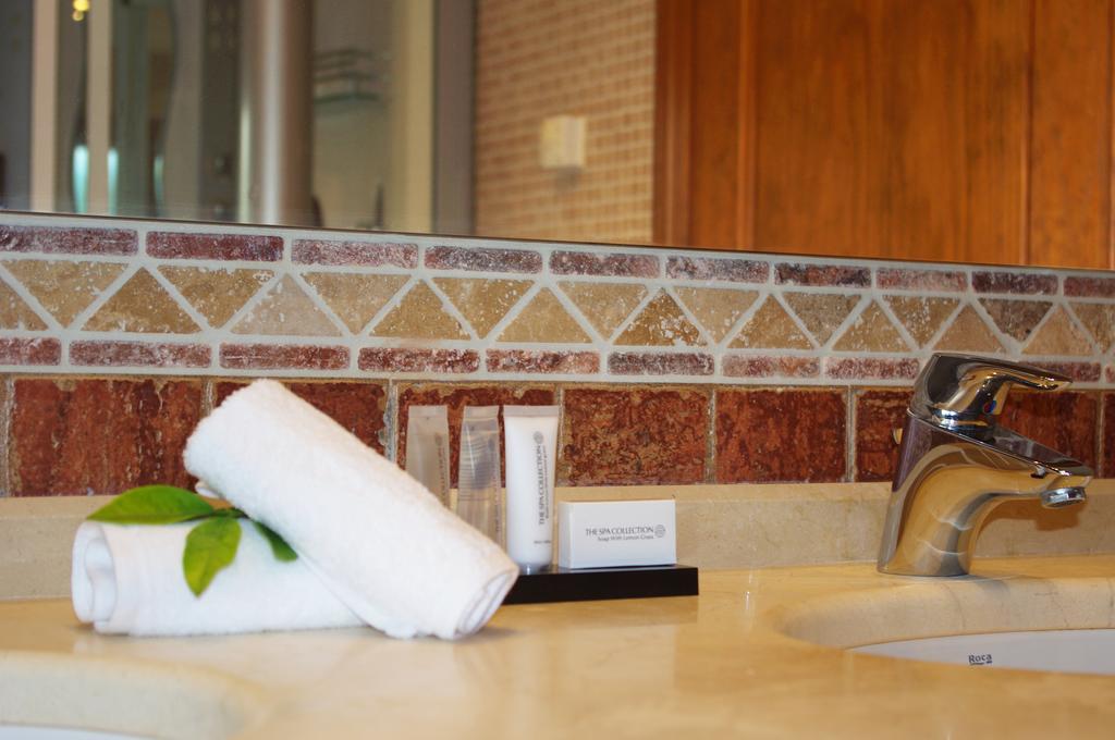 Villa Conmigo Bed & Breakfast Alhaurín de la Torre Eksteriør bilde